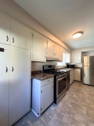 18 S 26th Street, Lafayette, IN 47905