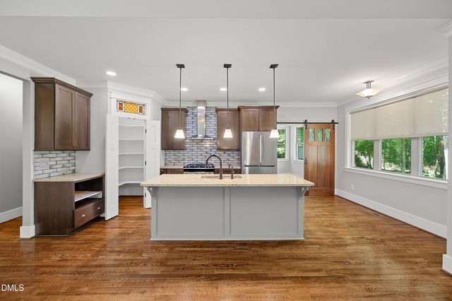 600 Edburton Court, Hillsborough, NC 27278