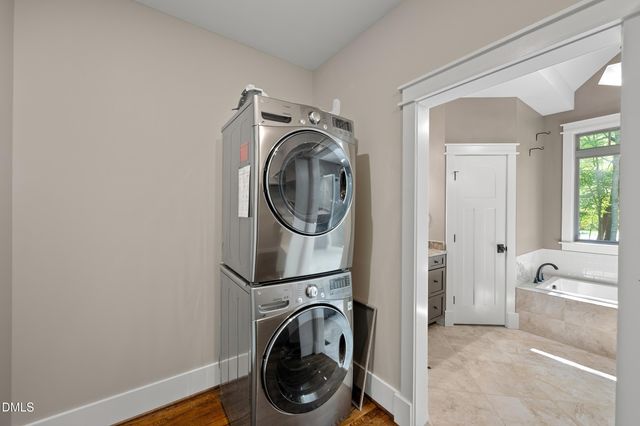 600 Edburton Court, Hillsborough, NC 27278