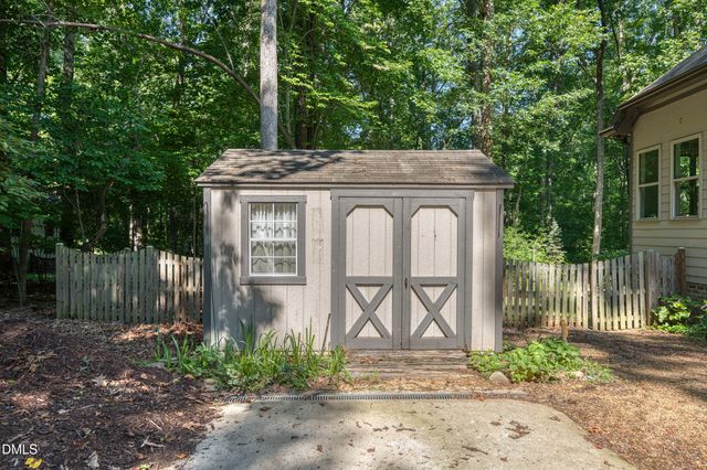 600 Edburton Court, Hillsborough, NC 27278