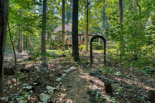 600 Edburton Court, Hillsborough, NC 27278