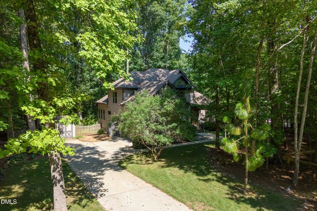 600 Edburton Court, Hillsborough, NC 27278
