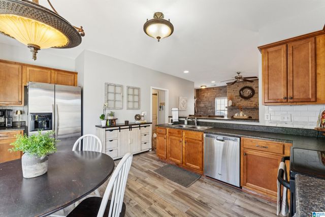 1077 FAIRBANK LANE, Chelsea, AL 35043