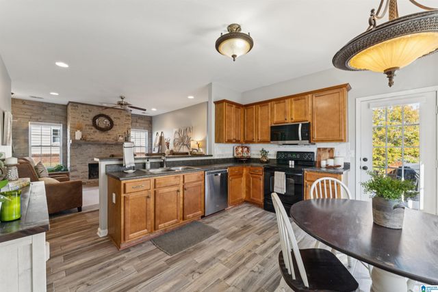 1077 FAIRBANK LANE, Chelsea, AL 35043