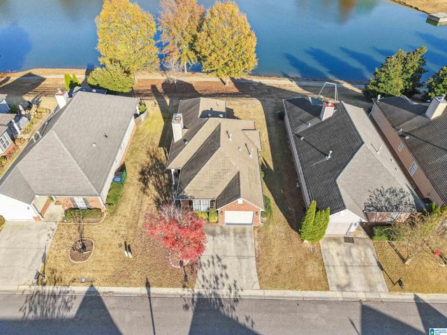 1077 FAIRBANK LANE, Chelsea, AL 35043