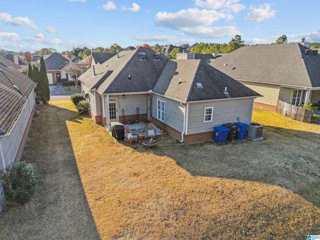 1077 FAIRBANK LANE, Chelsea, AL 35043