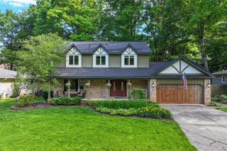 5327 Olde Saybrooke Road, Grand Blanc Charter Township, MI 48439