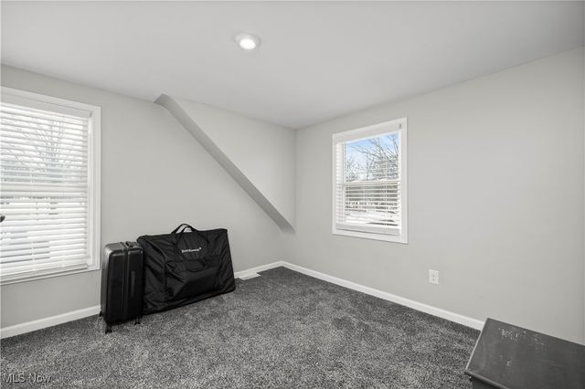 8010 Baumhart Road, Amherst, OH 44001