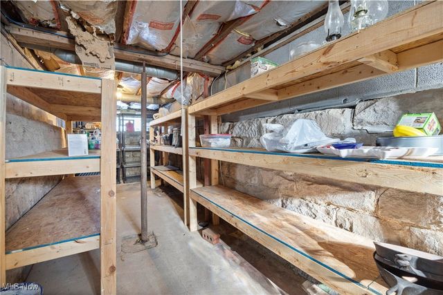 8010 Baumhart Road, Amherst, OH 44001