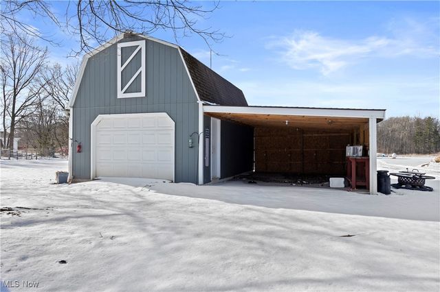 8010 Baumhart Road, Amherst, OH 44001