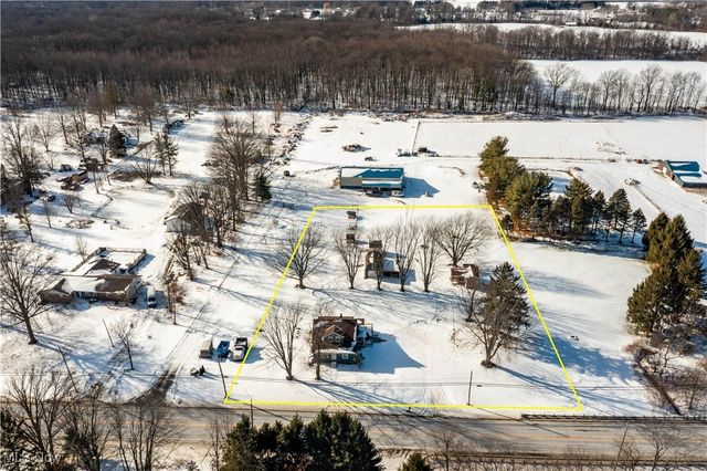 8010 Baumhart Road, Amherst, OH 44001