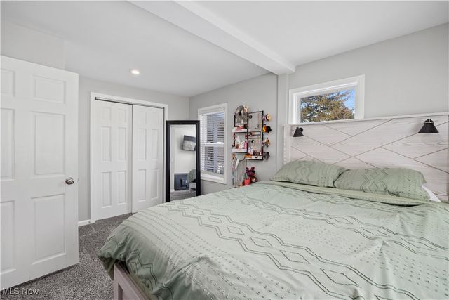 8010 Baumhart Road, Amherst, OH 44001