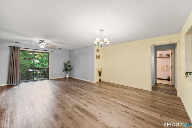 14 Wynwood Drive 14, Enfield, CT 06082