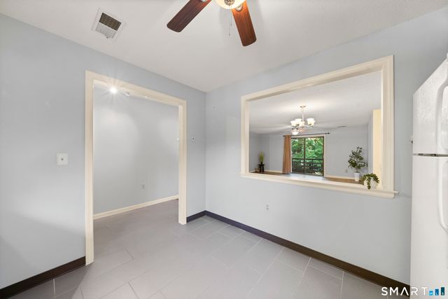 14 Wynwood Drive 14, Enfield, CT 06082