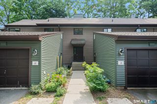 14 Wynwood Drive 14, Enfield, CT 06082
