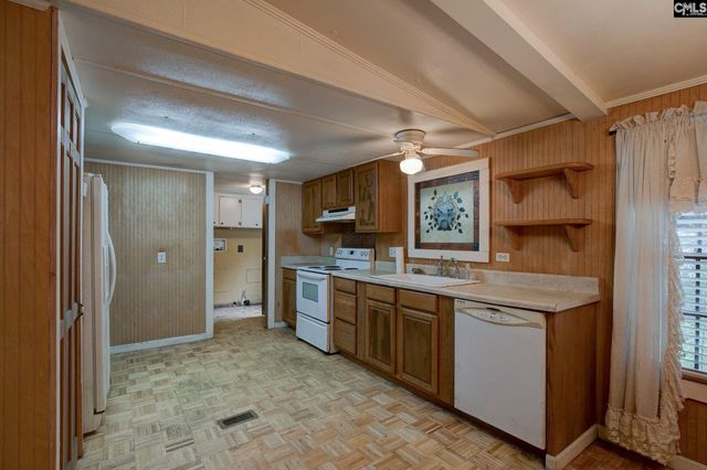 1326 Colie Branham Road, Lugoff, SC 29078