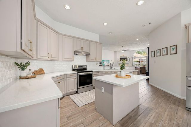 26867 Castlecliff Lane, Kingwood, TX 77339