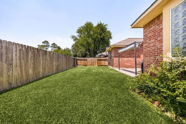 26867 Castlecliff Lane, Kingwood, TX 77339