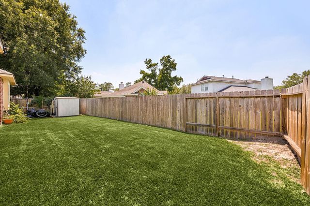26867 Castlecliff Lane, Kingwood, TX 77339