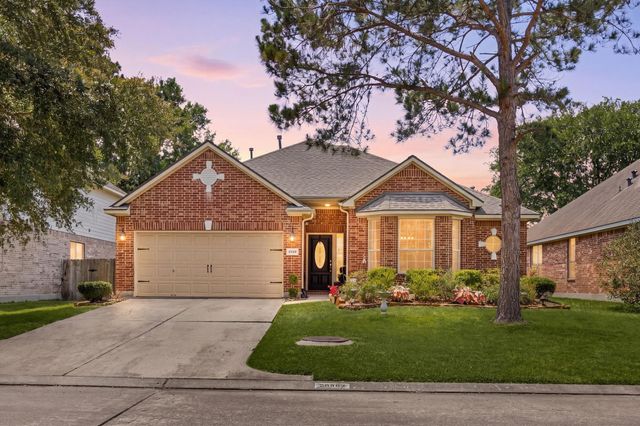 26867 Castlecliff Lane, Kingwood, TX 77339