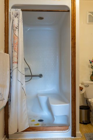 4370 N Eastman Road, Midland, MI 48642