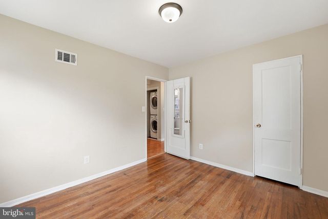 7605 FISHER DR, Falls Church, VA 22043