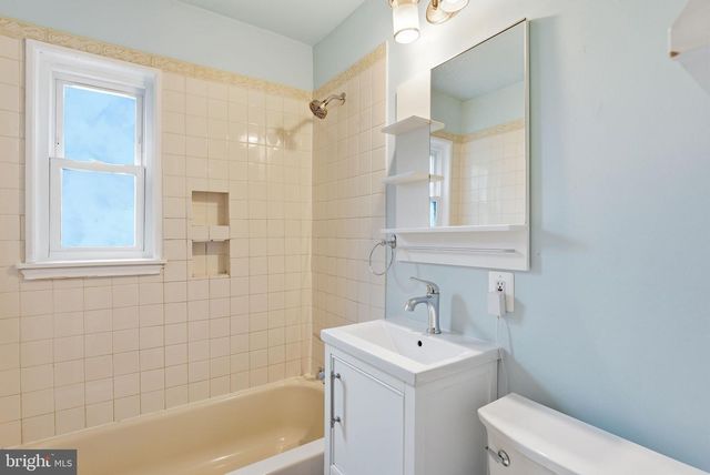 7605 FISHER DR, Falls Church, VA 22043