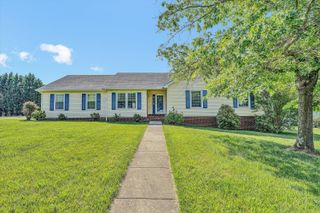 5508 Rome DR, Roanoke, VA 24019