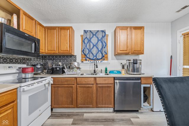 6516 Hazelhatch Drive, Indianapolis, IN 46268