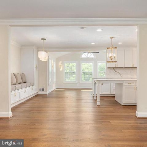7336 COMPTON LN, Nokesville, VA 20181