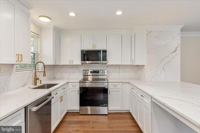 7336 COMPTON LN, Nokesville, VA 20181