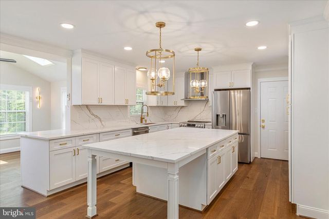 7336 COMPTON LN, Nokesville, VA 20181