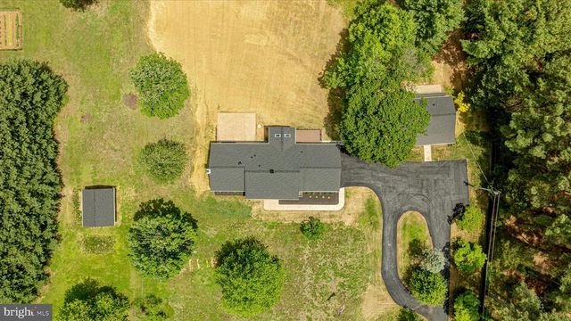 7336 COMPTON LN, Nokesville, VA 20181