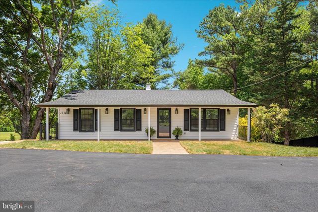 7336 COMPTON LN, Nokesville, VA 20181