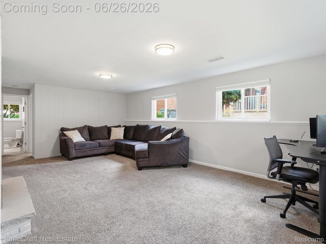 42047 CLEMONS Drive, Plymouth Charter Township, MI 48170