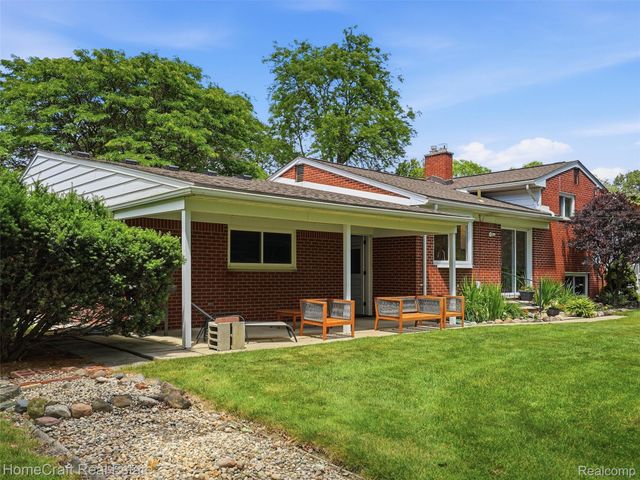 42047 CLEMONS Drive, Plymouth Charter Township, MI 48170