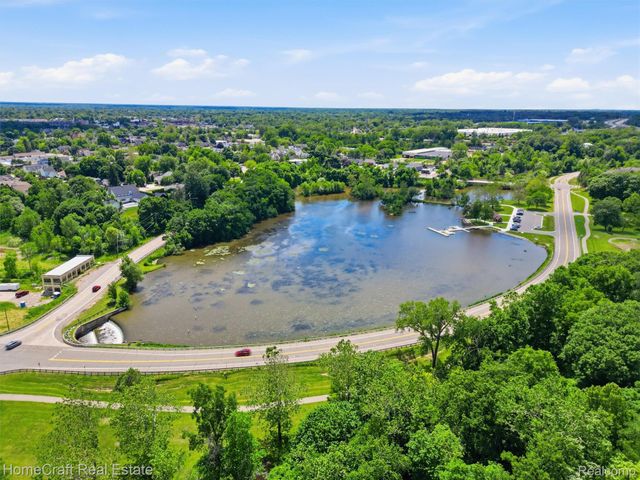 42047 CLEMONS Drive, Plymouth Charter Township, MI 48170