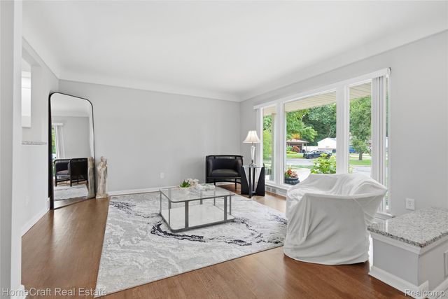 42047 CLEMONS Drive, Plymouth Charter Township, MI 48170