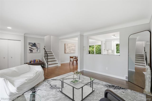 42047 CLEMONS Drive, Plymouth Charter Township, MI 48170