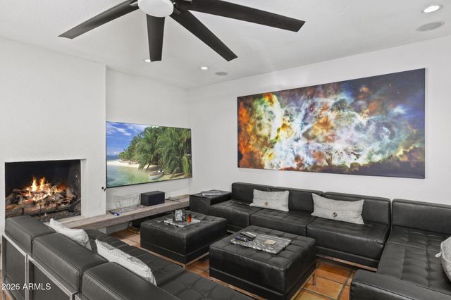 4002 E Alan Lane, Phoenix, AZ 85028