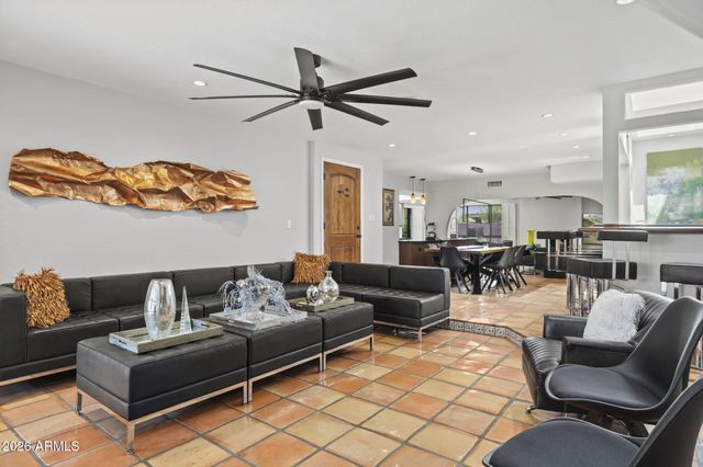 4002 E Alan Lane, Phoenix, AZ 85028