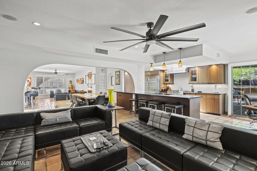 4002 E Alan Lane, Phoenix, AZ 85028