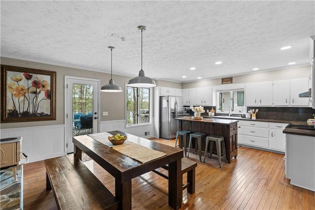 8360 Lanier Drive, Cumming, GA 30041