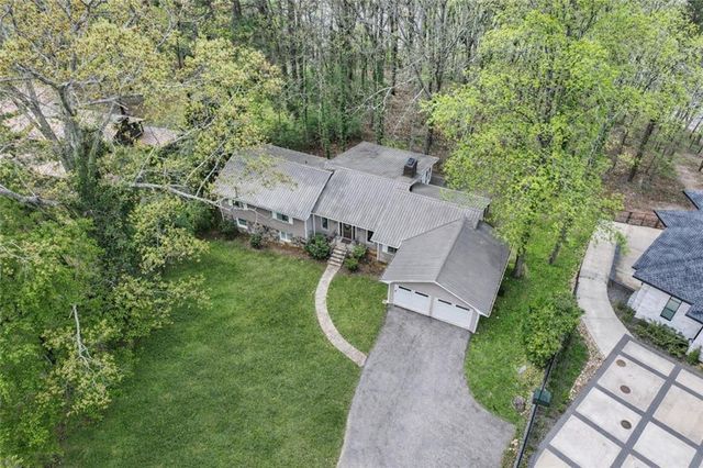 8360 Lanier Drive, Cumming, GA 30041