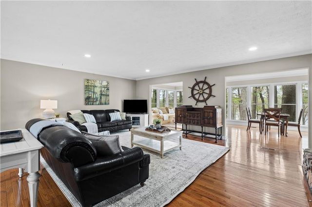 8360 Lanier Drive, Cumming, GA 30041