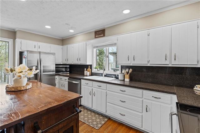 8360 Lanier Drive, Cumming, GA 30041