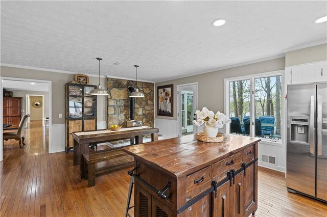 8360 Lanier Drive, Cumming, GA 30041