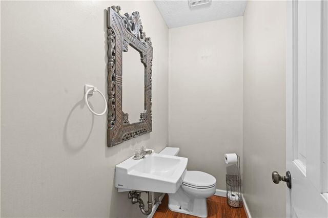 8360 Lanier Drive, Cumming, GA 30041