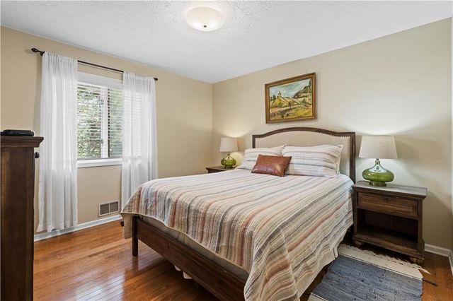 8360 Lanier Drive, Cumming, GA 30041