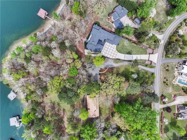 8360 Lanier Drive, Cumming, GA 30041